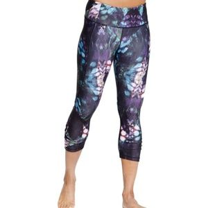 CALIA by Carrie Underwood leggings